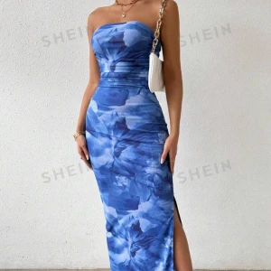 Klänning  - En sommaroutfit som passar perfekt för vardagen eller för festligheten. Endast använt en gång. 