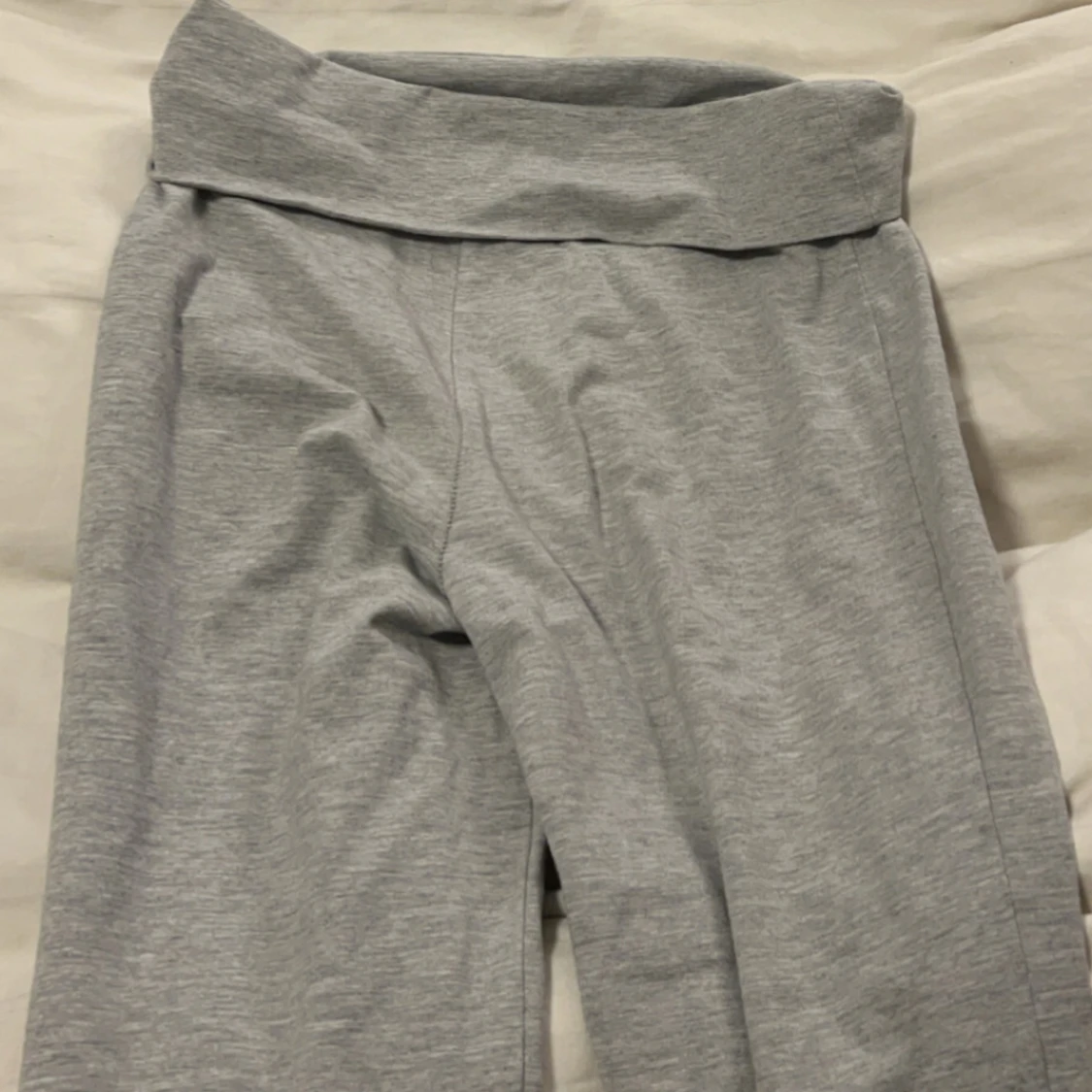 Gråa joga byxor från Bikbok  - 92