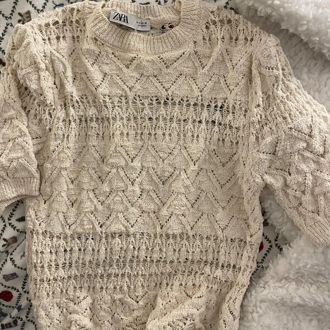 Slutsåld tröja från Zara