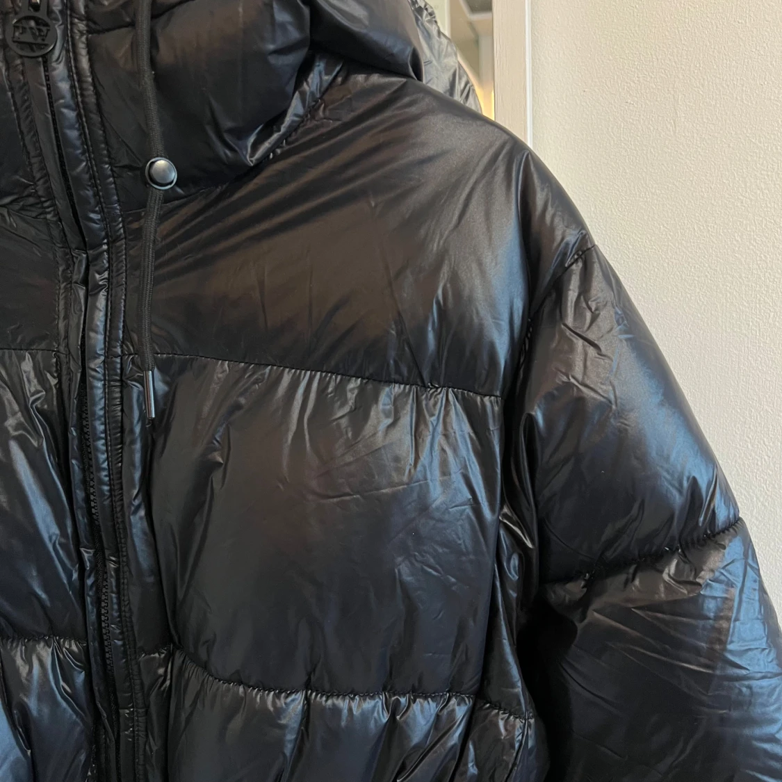 Svart pufferjacka  - 93