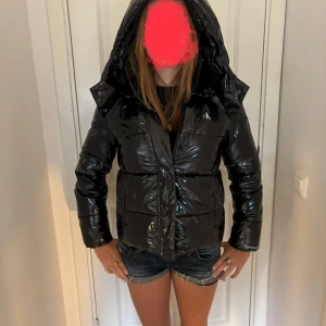 Calvin Klein  - Calvin Klein Jacka fåtals gånger Andvend super bra bra skick 