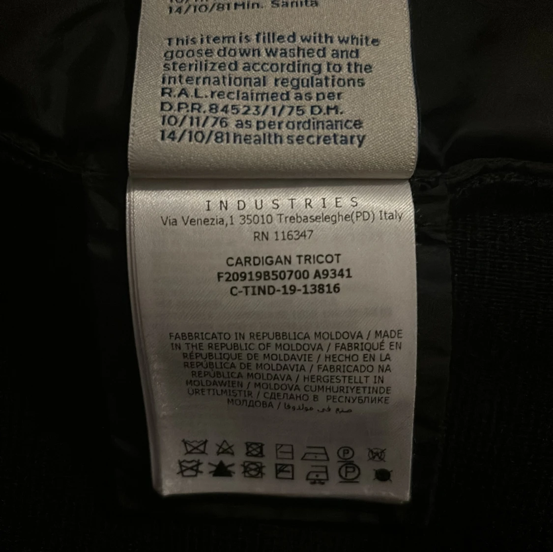 Moncler Cardigan - 91