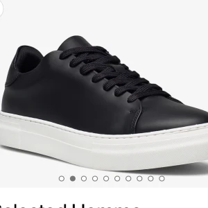 Skor  - Skor köpta här på Plick för 400 