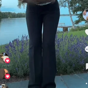 ZARA KOSTYMBYXA - skitsnygga kostymbyxor från zara, använda 1 gång