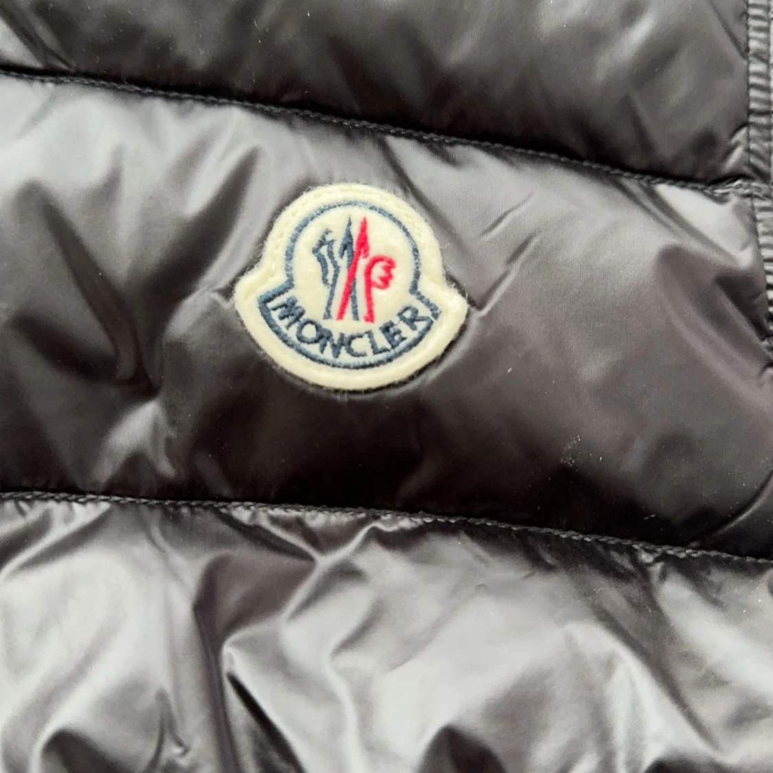 Moncler väst  - 91