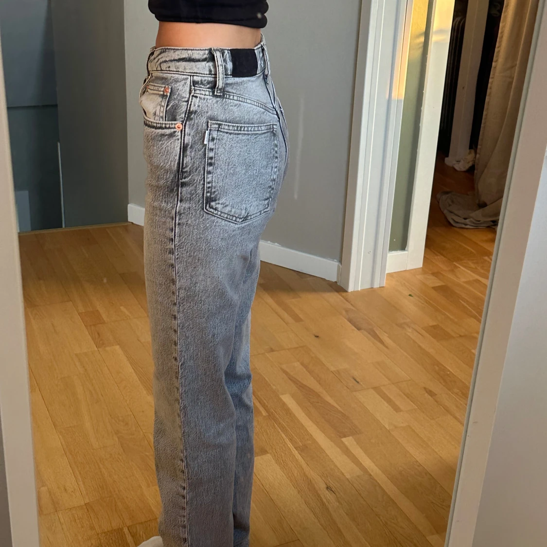 Grå jeans med rak passform - 91