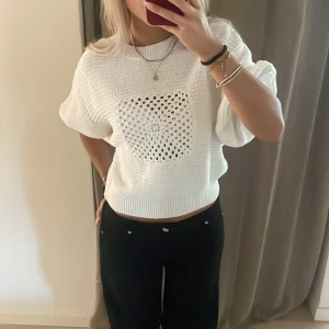 Stickad tröja - Stickad tröja från Lindex aldrig använd i storlek S. I 100% bomull. 