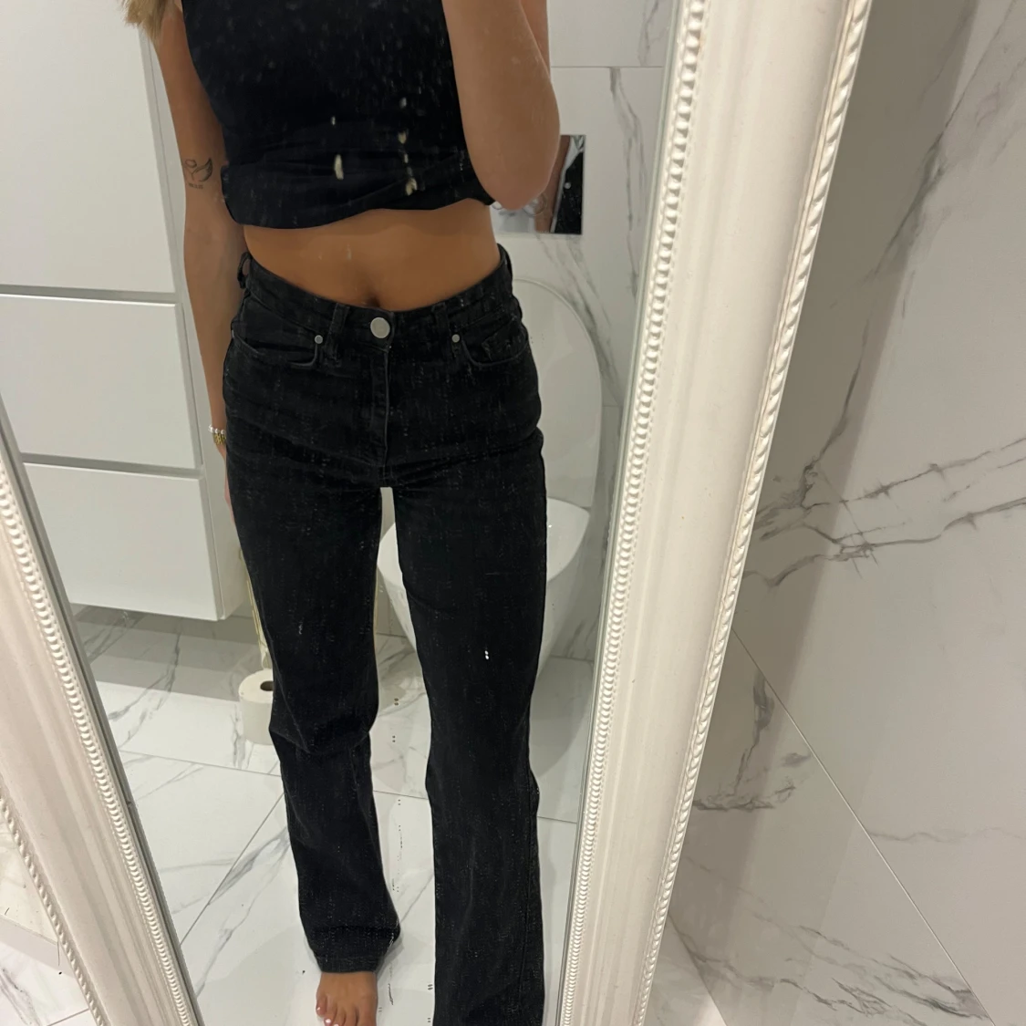 Svarta jeans  - 90