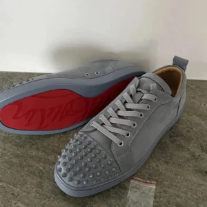 Loubs i nyskick - Säljer dessa loubs (A k0p!a) i storlek 45-46. Skriv privat om du har några frågor! Mvh