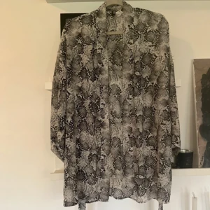 Kimono/kofta - Storlek S 