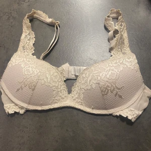 Intimissimi bh - Supperfin i super sick strl 70 B ❤️