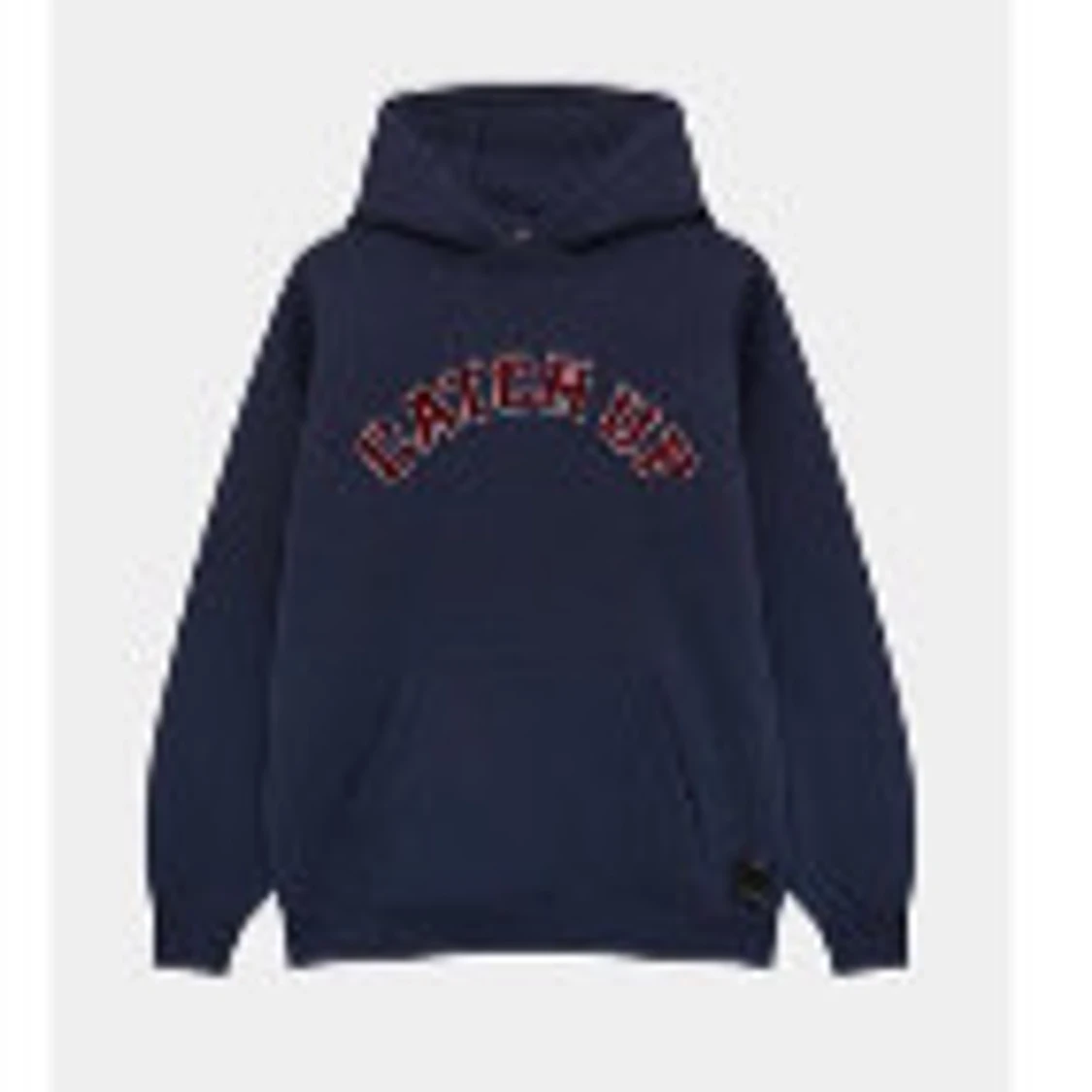 Mörkblå hoodie med text