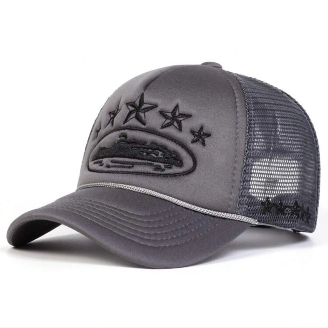 Grå keps med stjärnor