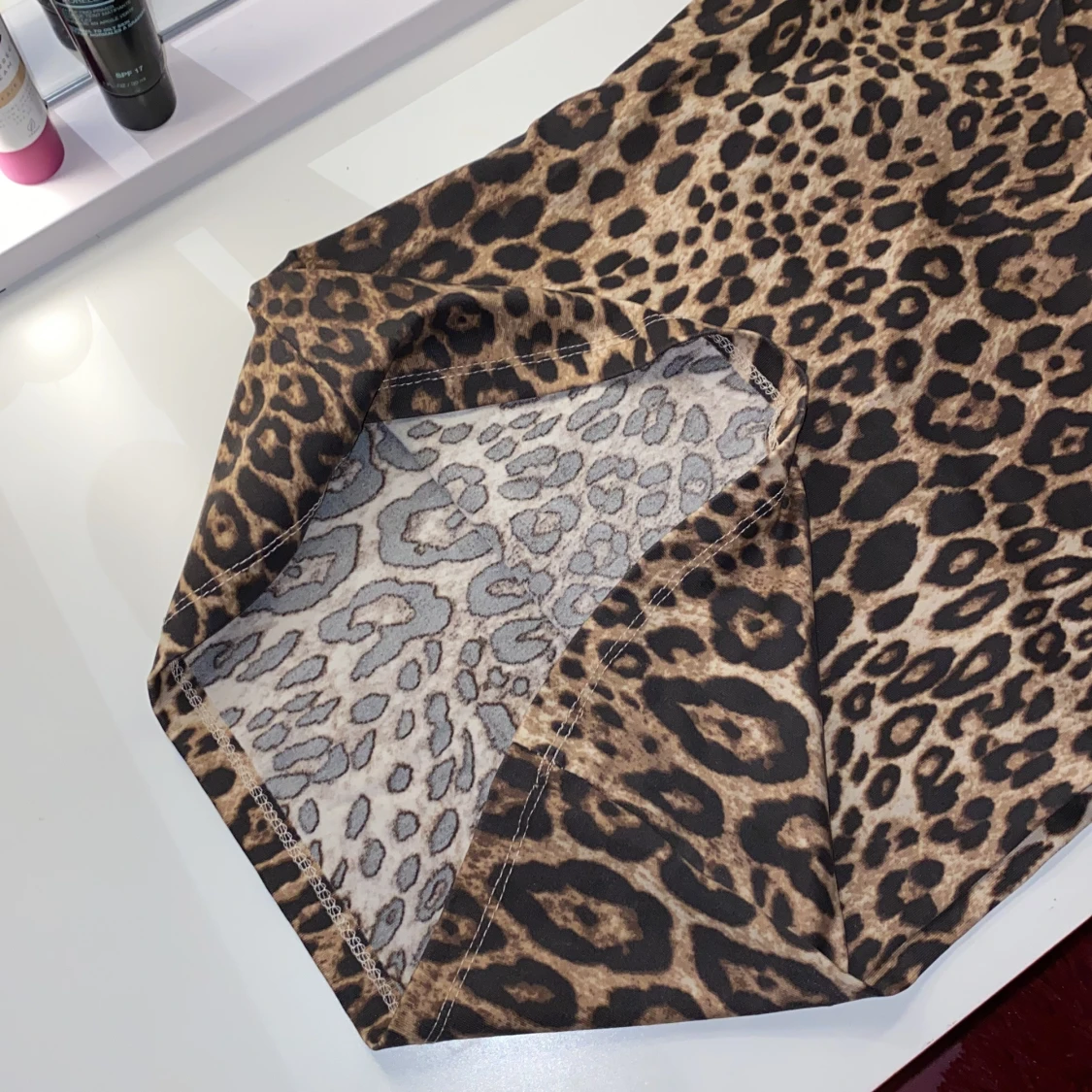 Leopardmönstrad ärmlös topp från Zara - 2