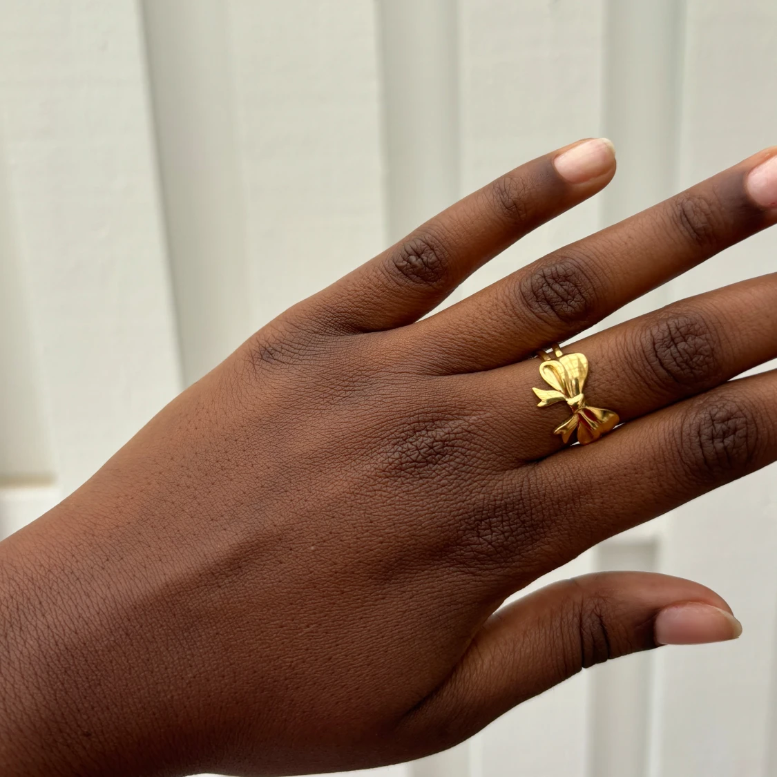 Charmig Guld Rosett Ring