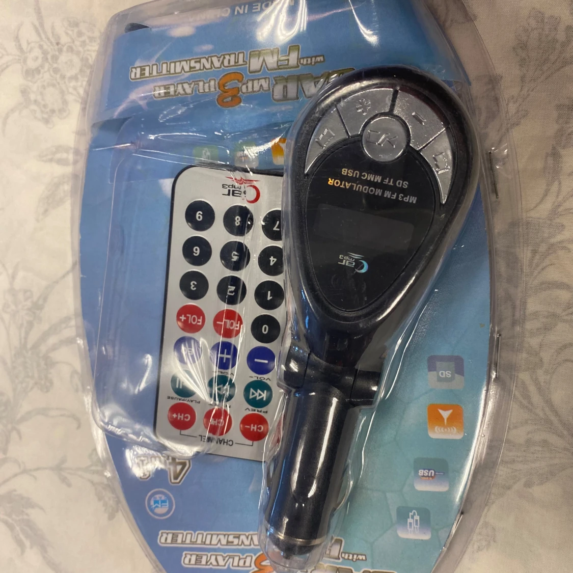 Bil MP3 Player Wireless FM Transmitter