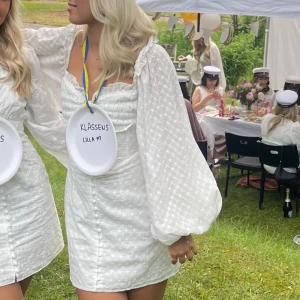 Studentklänning från Sabo skirt - Från sabo skirt, ord. Pris 1600kr✨ perfekt längd för mig som är 163 cm lång