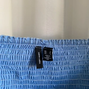 Volangkjol - Säljer min volangkjol från Vero Moda då den tyvärr blivit för kort för mig. 💕