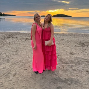 Balklänning - Säljer min älskade balklänning så den inte kommer till användning mer! Endast använd vid ett tillfälle så som nyskick!!🥰😫