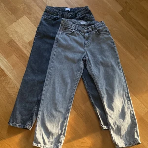 Grunt jeans - Säljer två par jeans från Grunt, stlk 26. Model Lose  Mörkgrå och ljusgrå Köpa på kidsbrandstore för 599kr/st Säljes för 300kr/st eller båda för 500kr