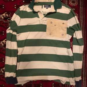 Ralph Lauren long sleeve polo - Riktigt ovanlig Ralph Lauren polo Något använd 