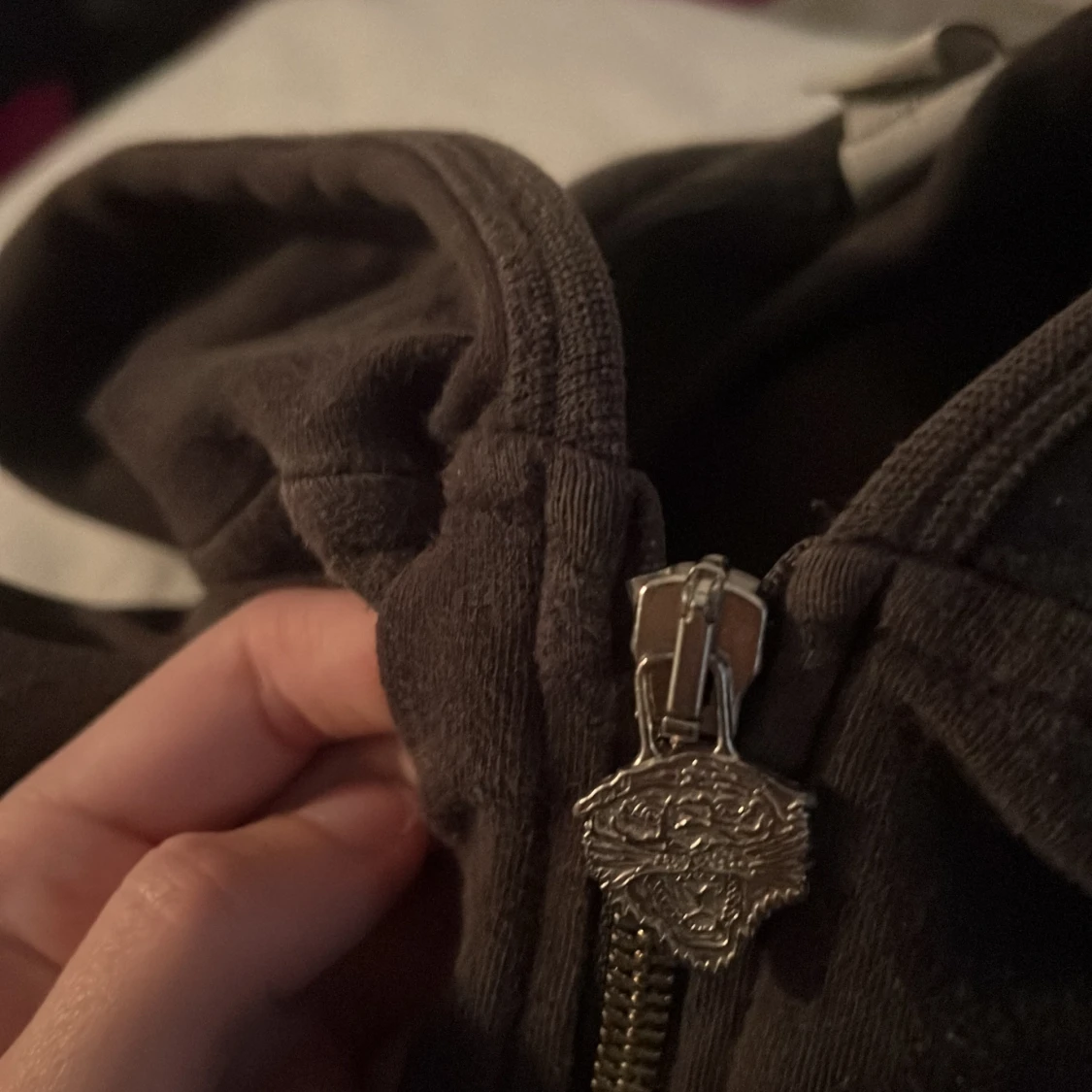 Grå hoodie från Ed Hardy - 92