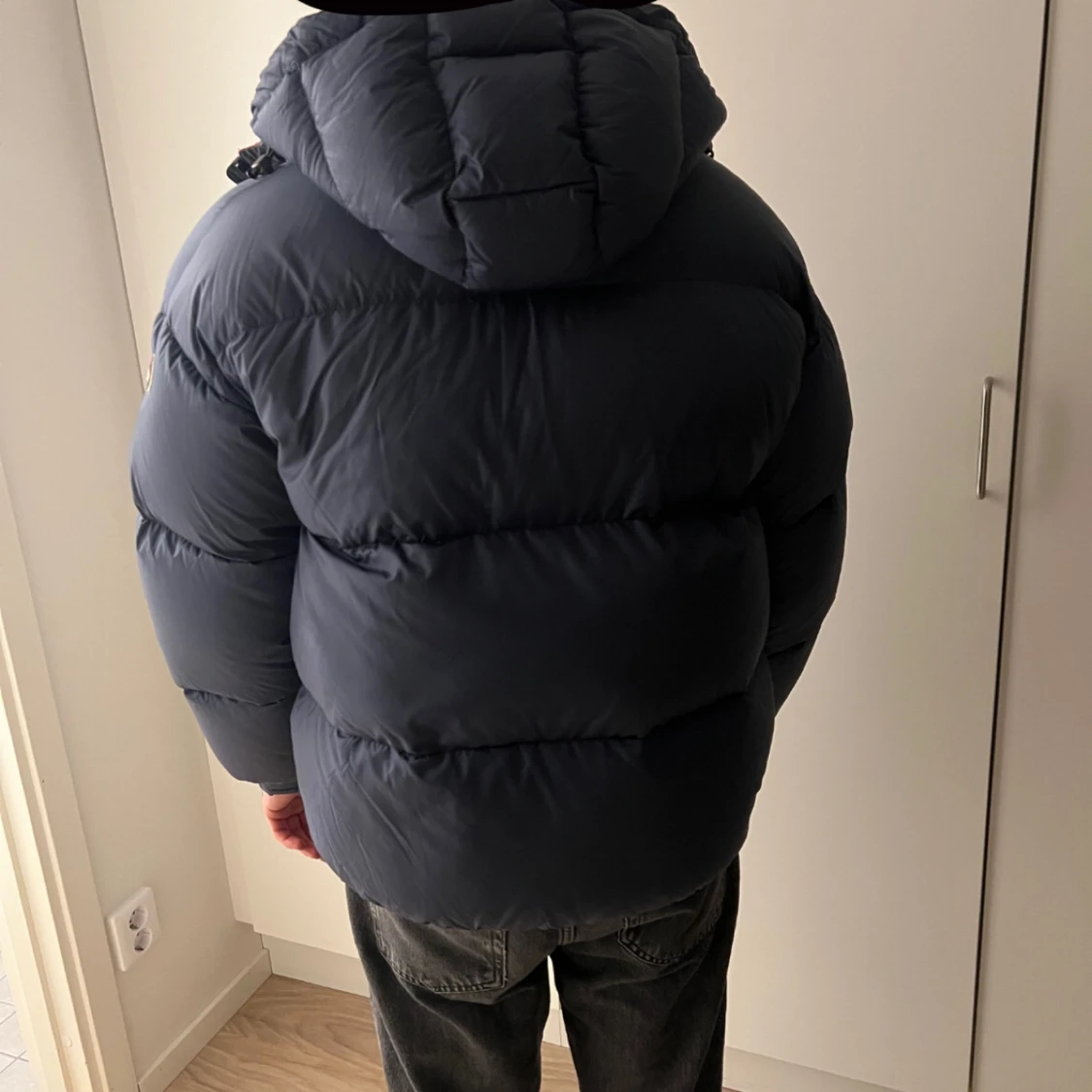 Mörkblå pufferjacka från Colmar - 90