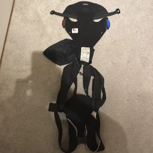 Babyskydd  -  Babyskydd ny skick jätte bra från baby Björn håller upp till 12kg 