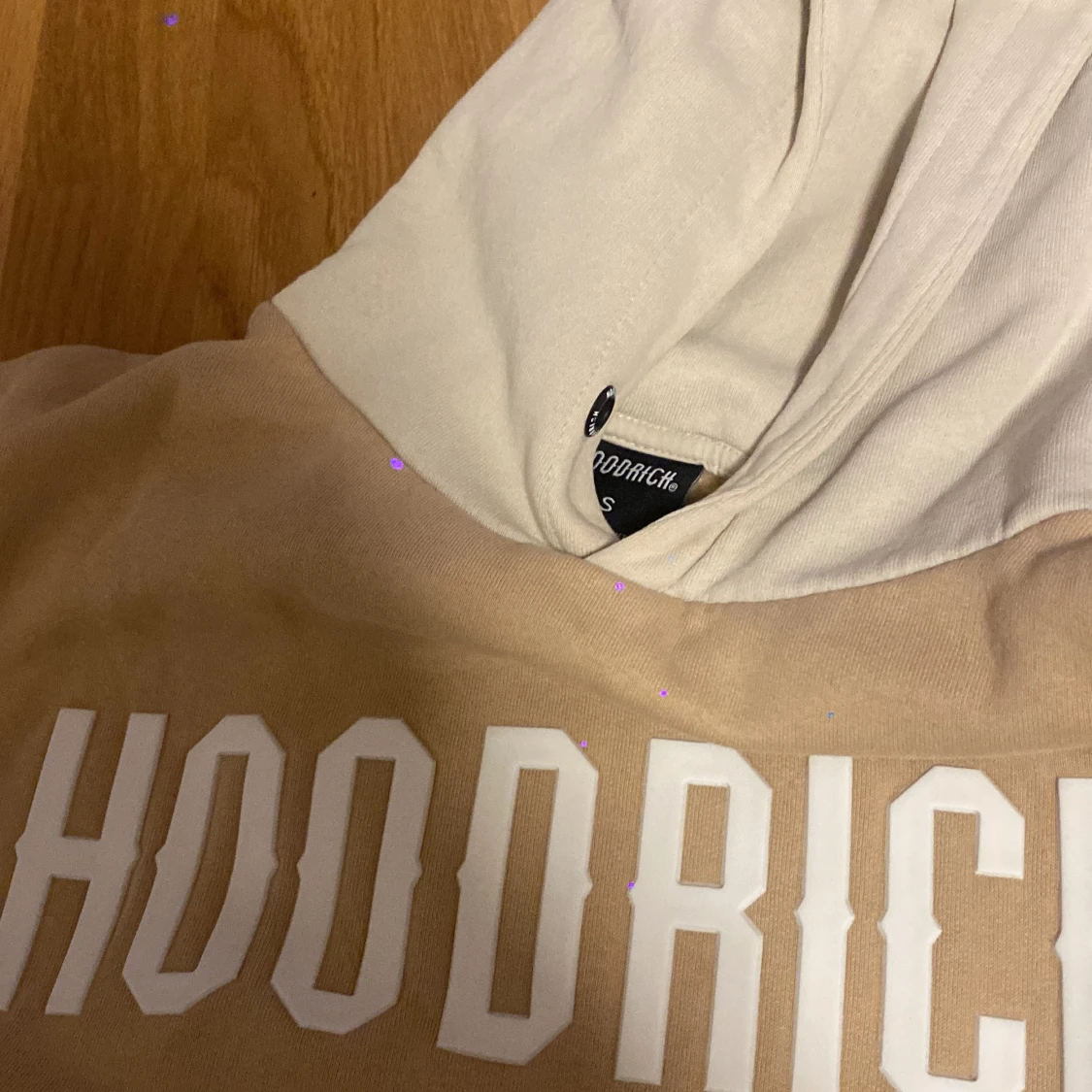 Beige och brun hoodie från Hoodrich - 92
