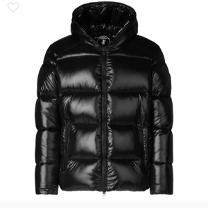 Save the duck vinter jacka❄️ - Säljer min superfina save the duck jacka!! Använd fåtal gånger och inga defekter!!🥰 perfekt till vintern. Pris kan diskuteras!!