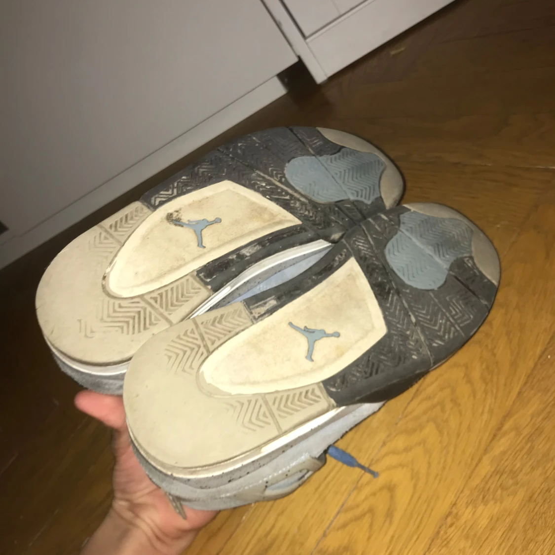 Jordan 4 University Blue  - 93