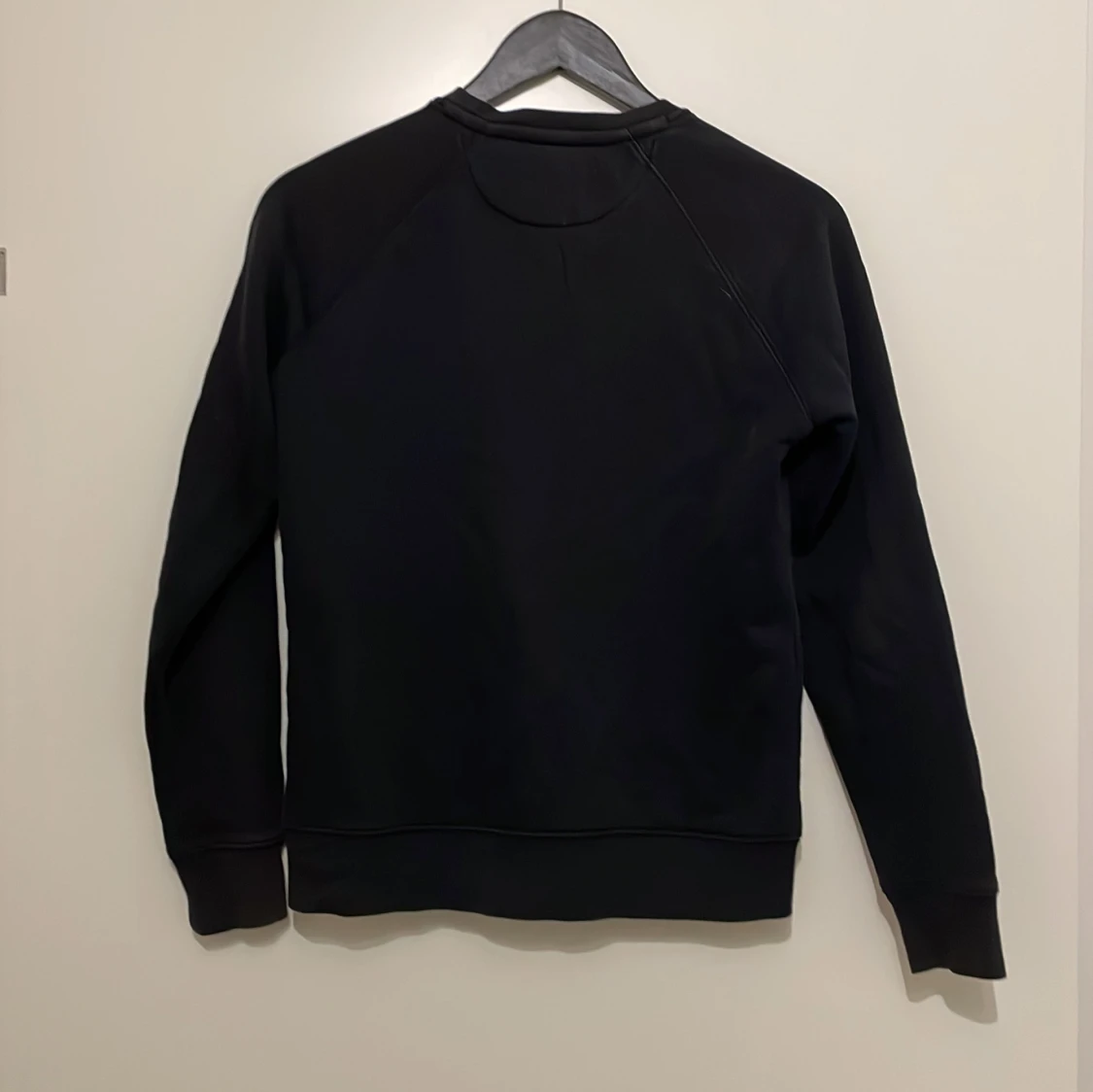 Svart sweatshirt från GANT - 90