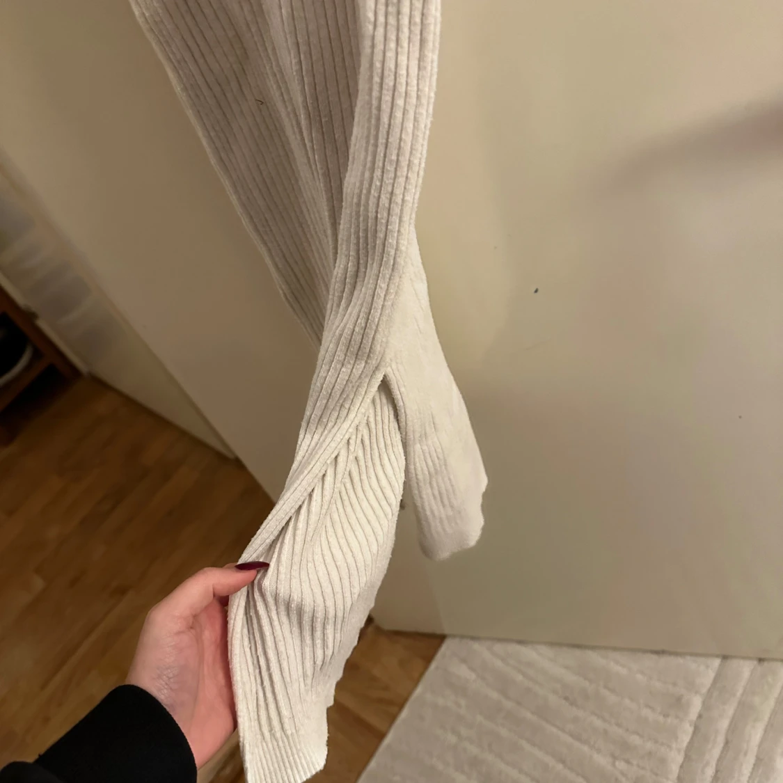 Vit ribbad långklänning - 90