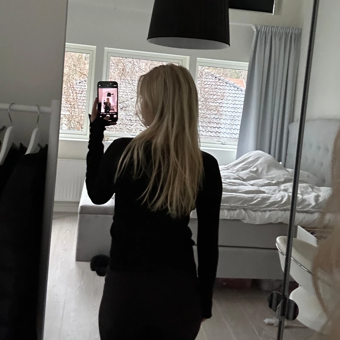 Svart långärmad tröja från Zara - 93