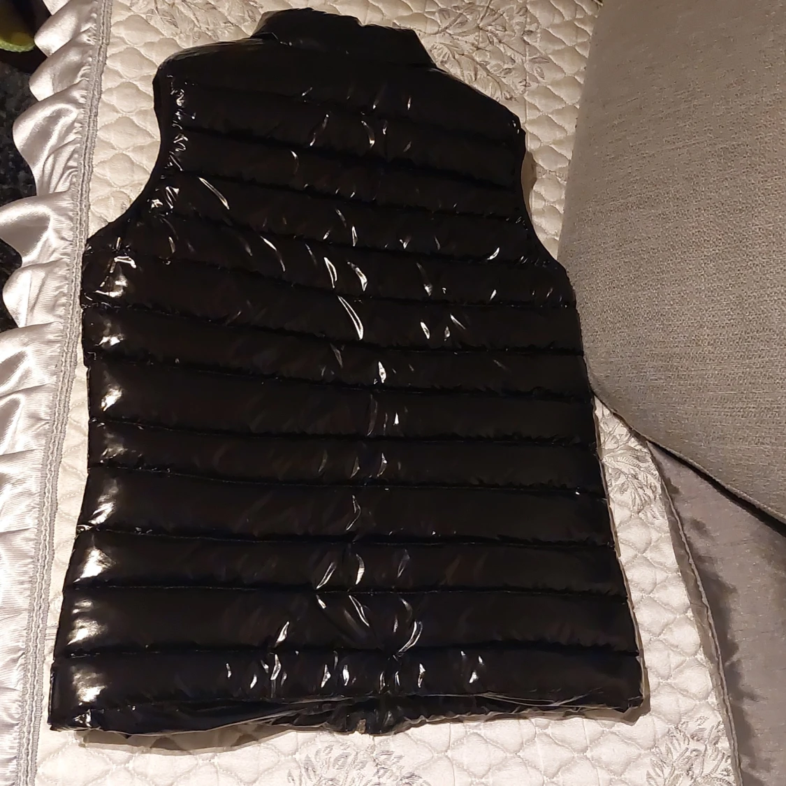 Svart dunväst från Moncler - 90