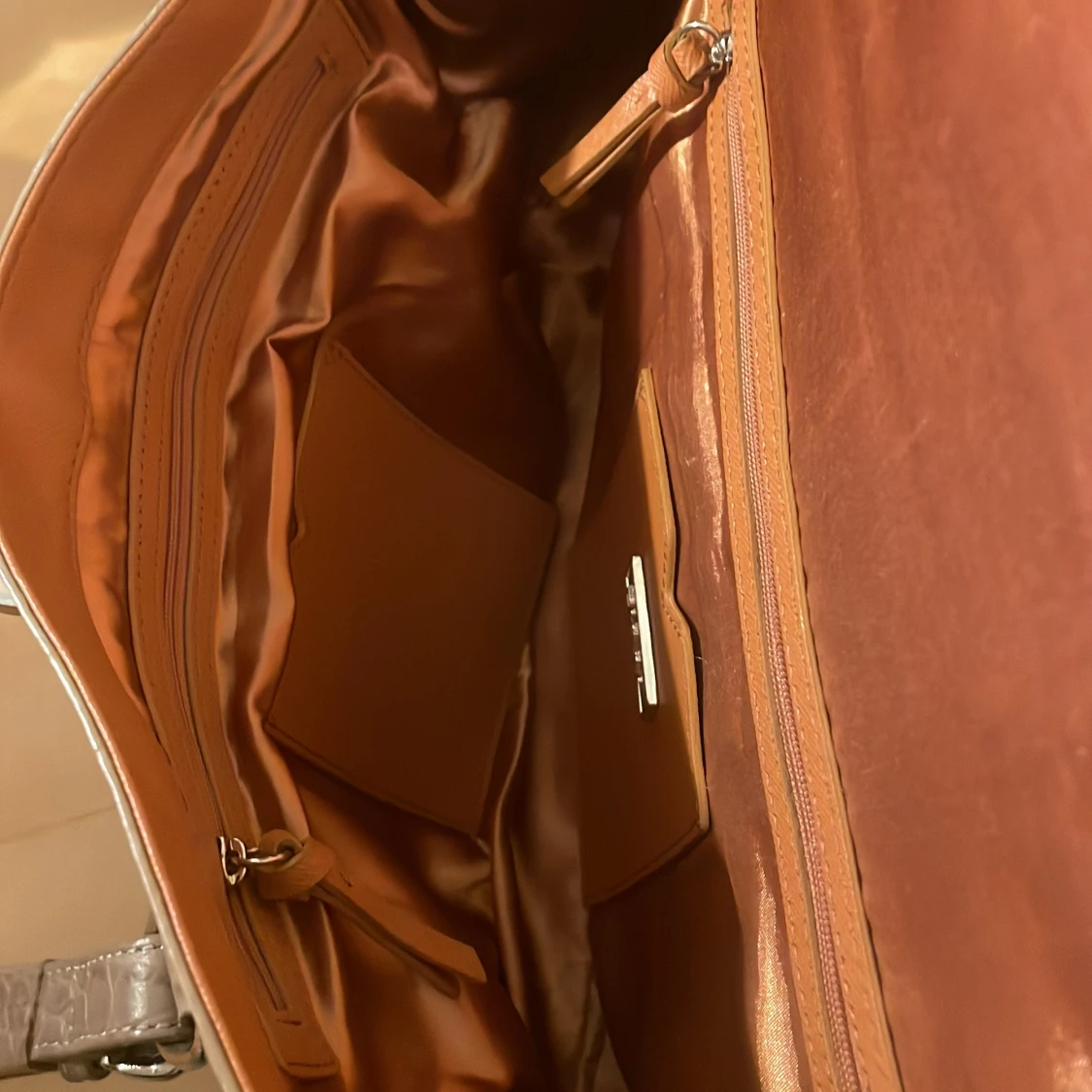 Gammelrosa/beige rymlig väska - 93