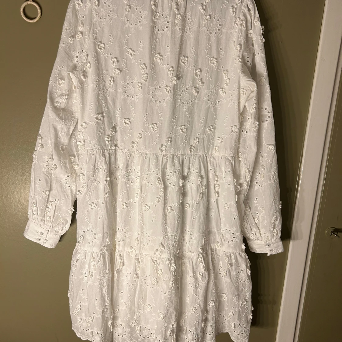 Vit klänning YAS - 91