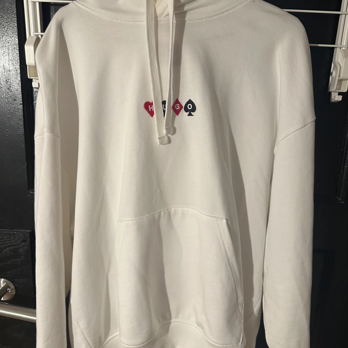 Vit hoodie från Hugo