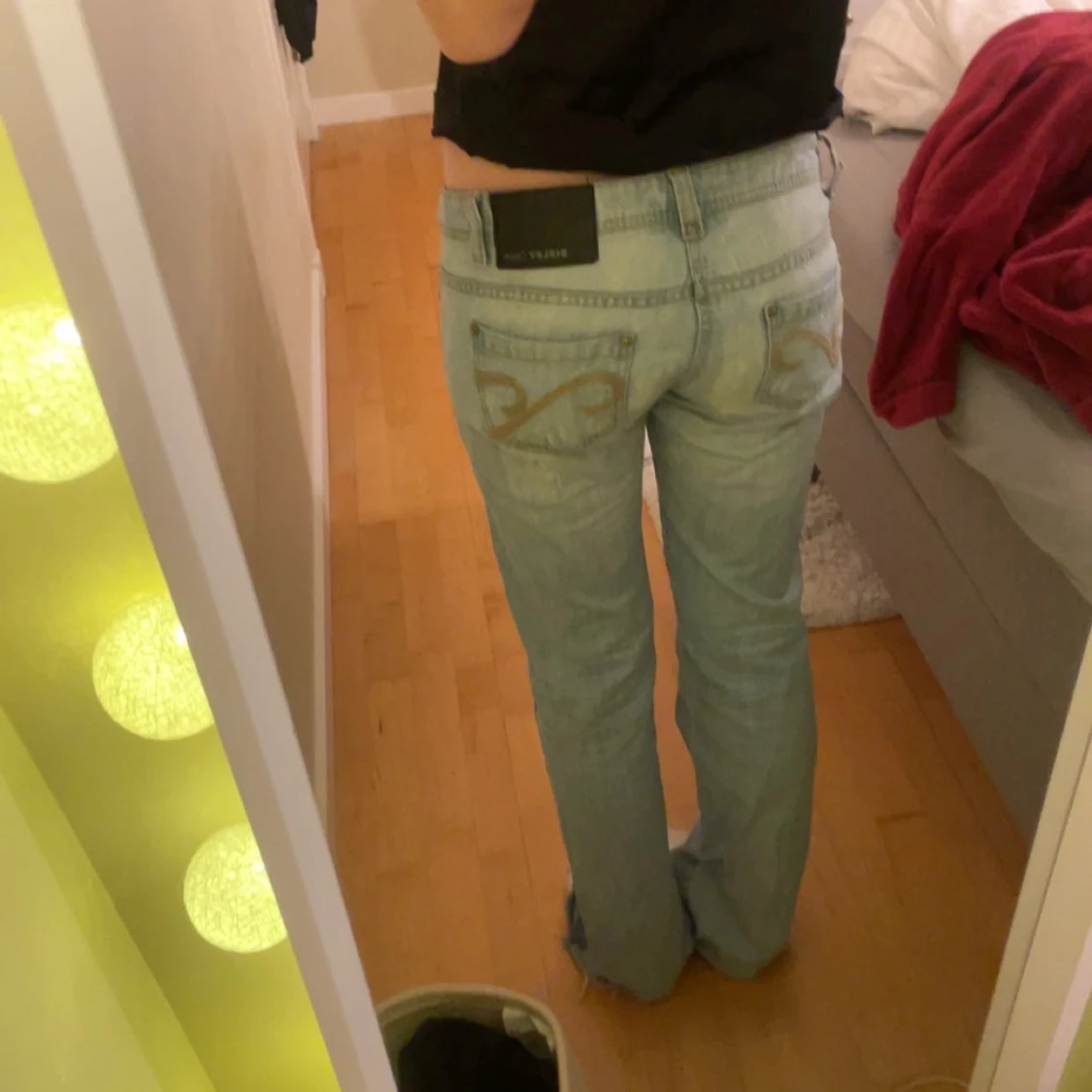 Ljusblå Lågmidjade jeans med slitningar - 90