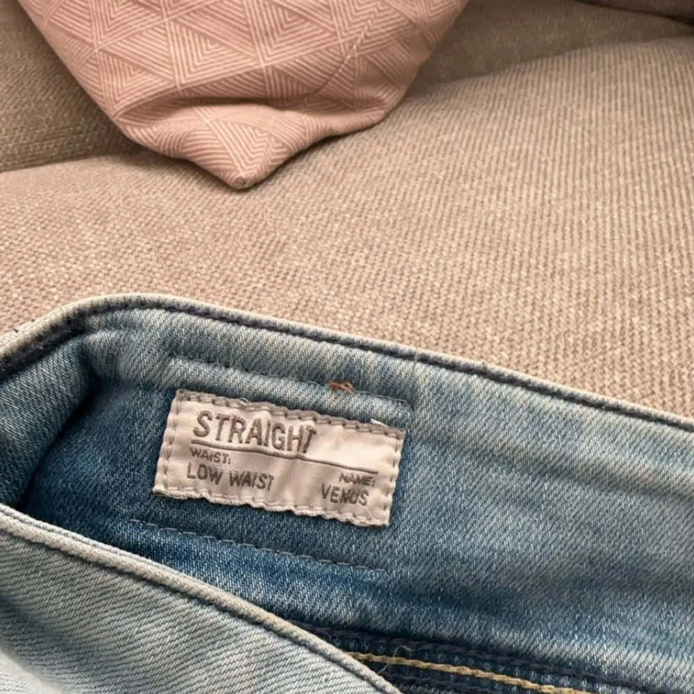 Snygga jeans från pepe i modellen Venus. Köpta för nåt år sedan men är i bra skick. . Jeans & Byxor.