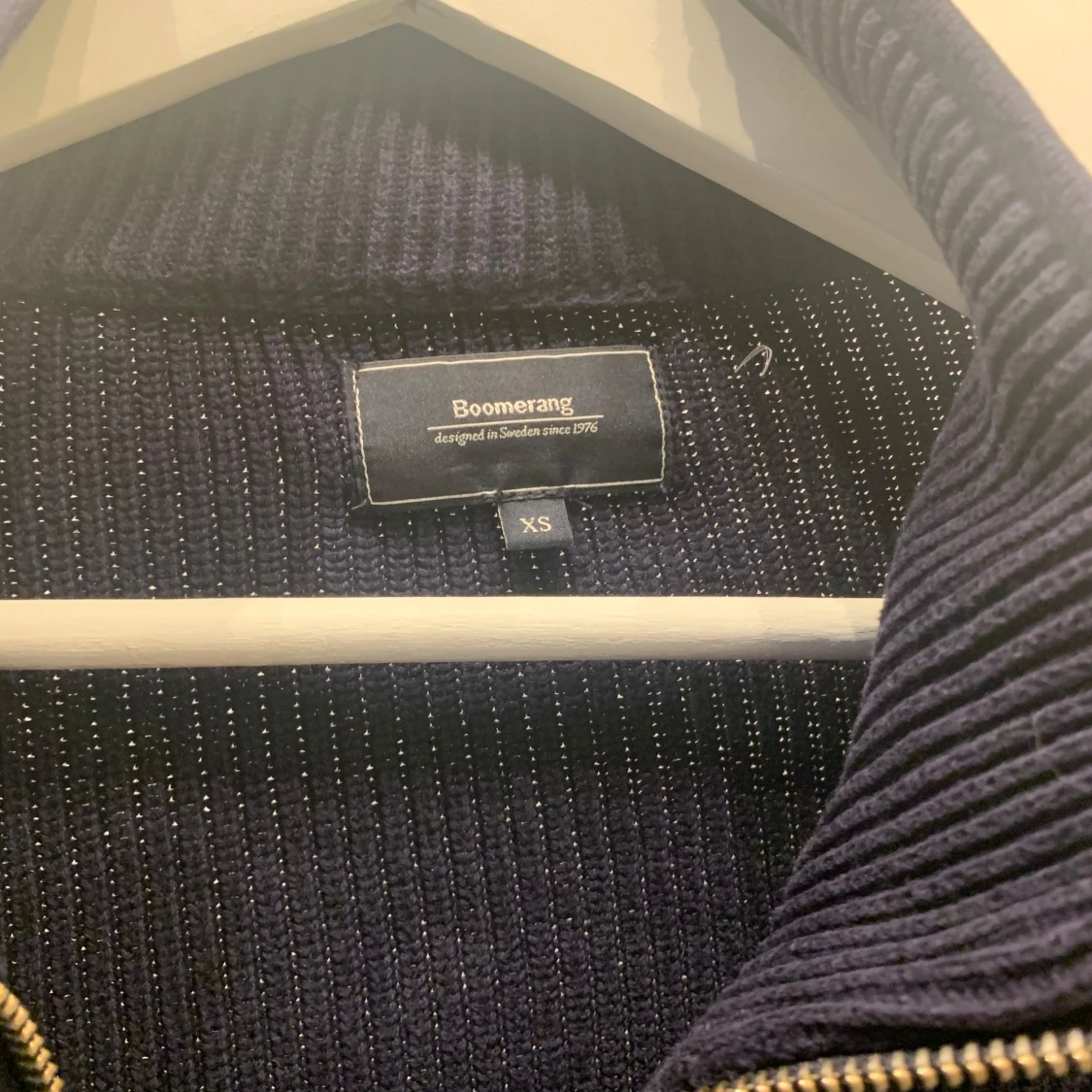Svart ribbad tröja från Boomerang - 91