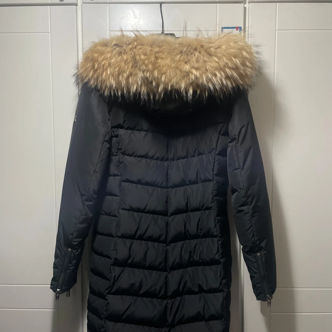 Rock and blue jacka dam  - 90