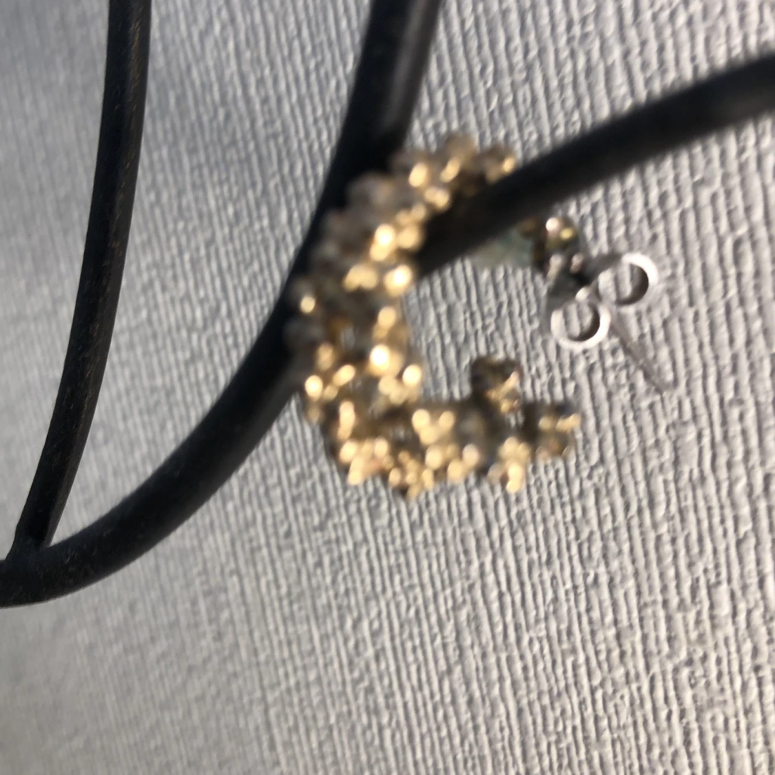 Guldglittriga örhängen - 93