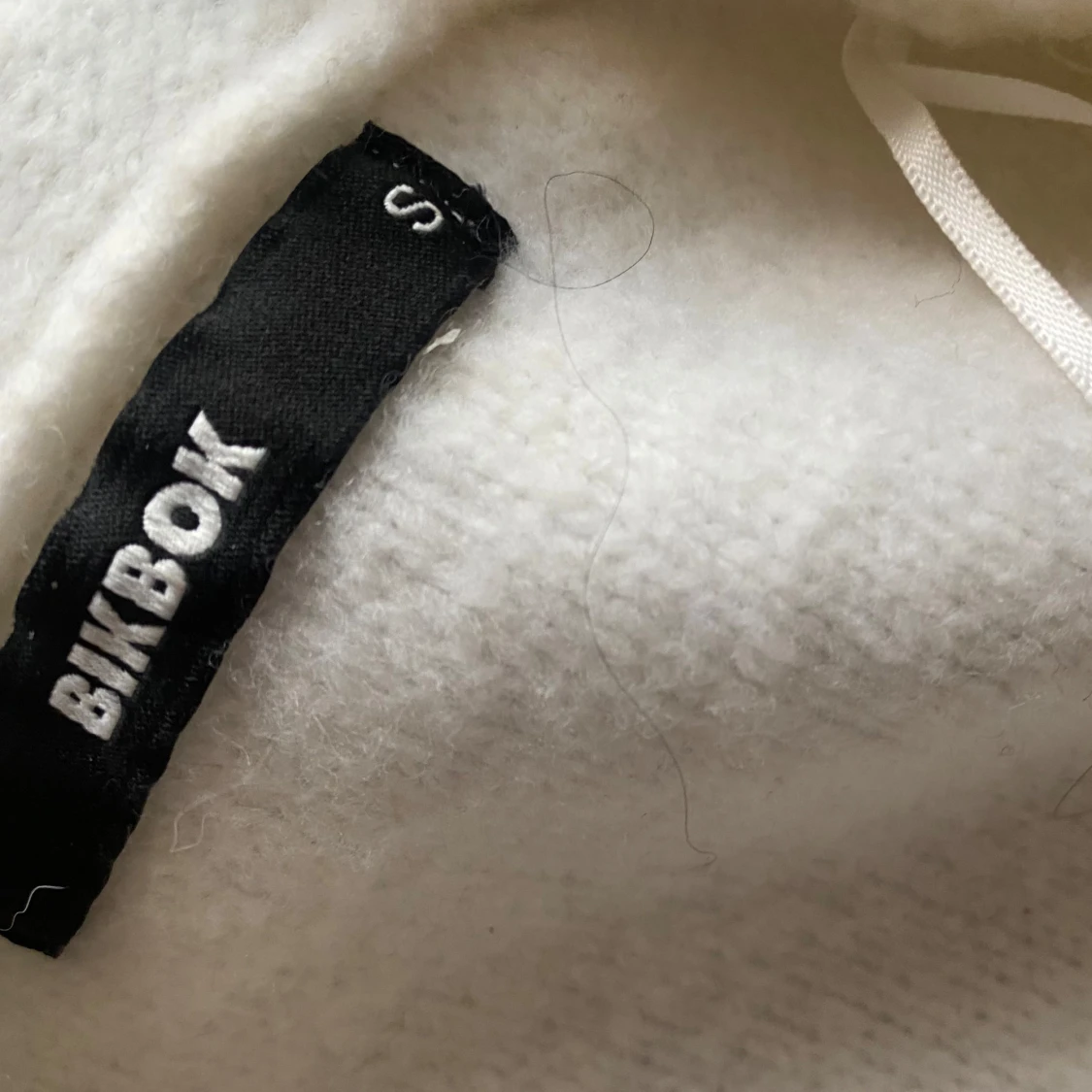 Vit kofta från Bik Bok - 92