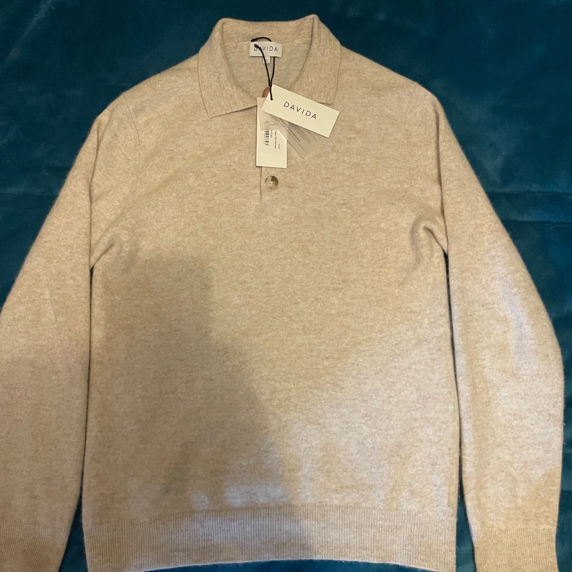 Beige kashmirtröja från Davida