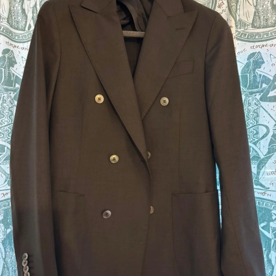 dubbelknäppnint kavaj