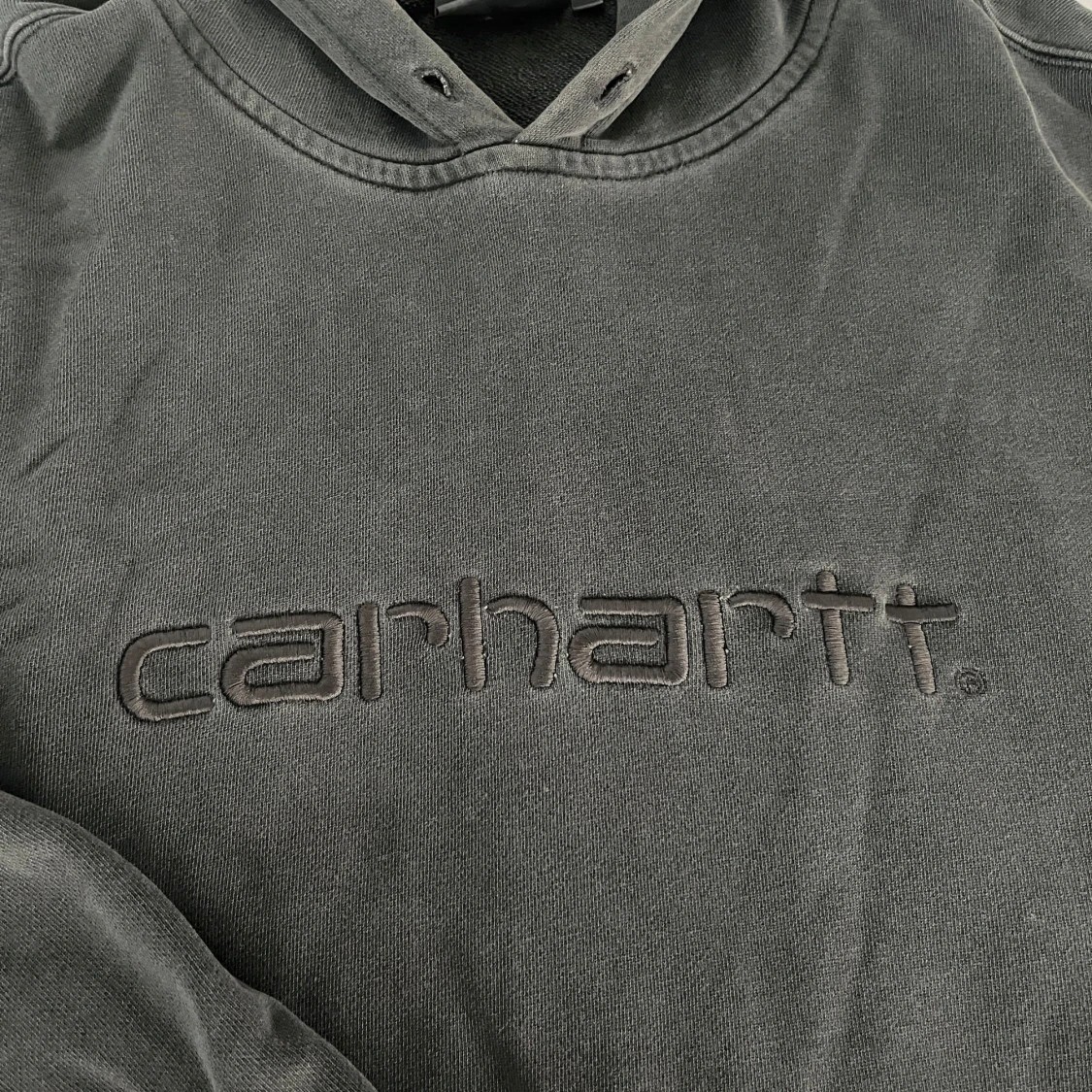 Grå hoodie från Carhartt WIP - 90