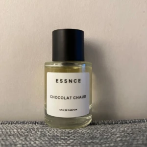 Essnce Parfym - Chocolat Chaud från Essnce, endast testad💕