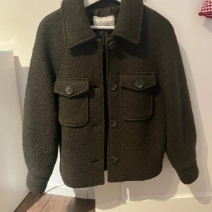 Jacka - Jacka från Promod i storlek 34