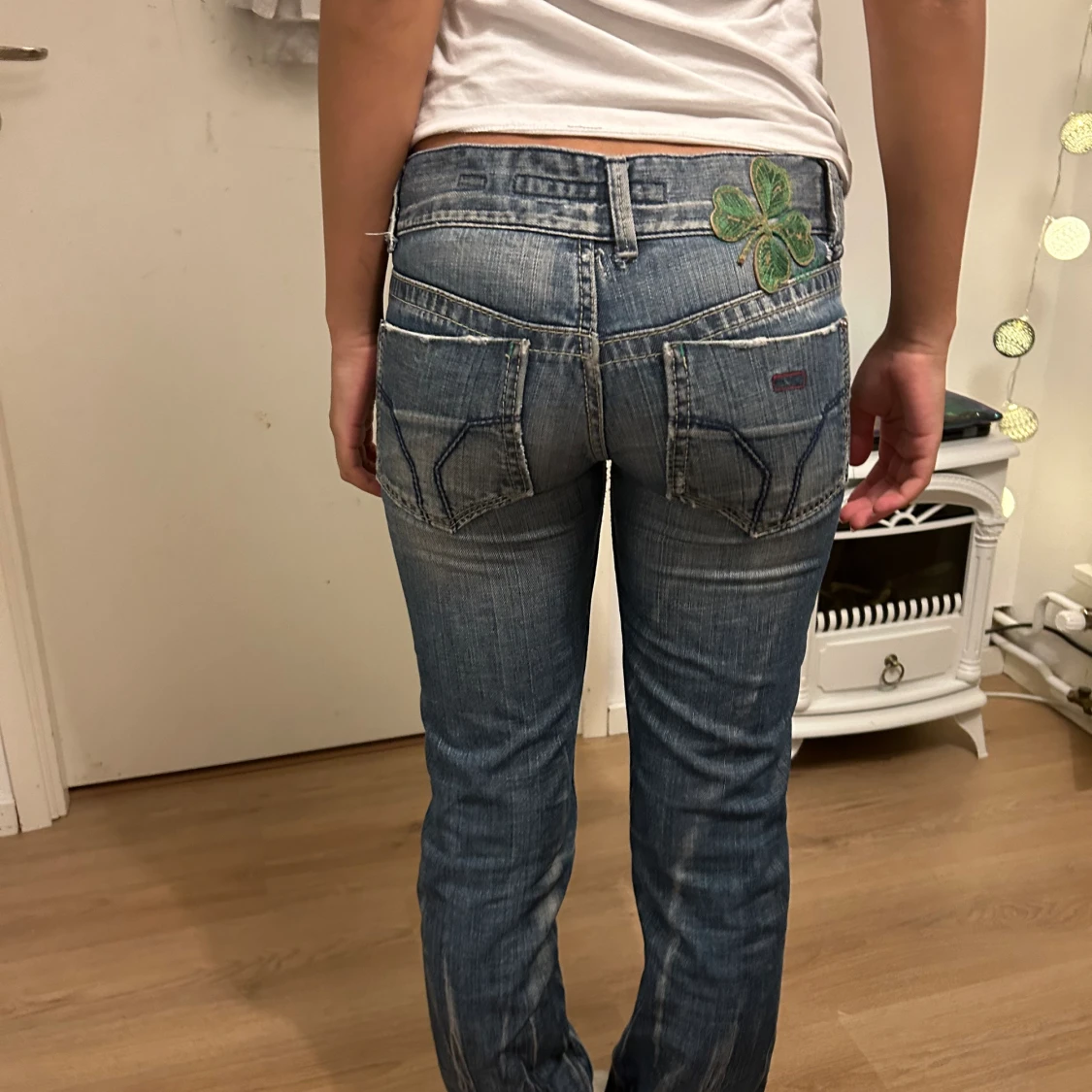 Low bootcut jeans💕 - 90